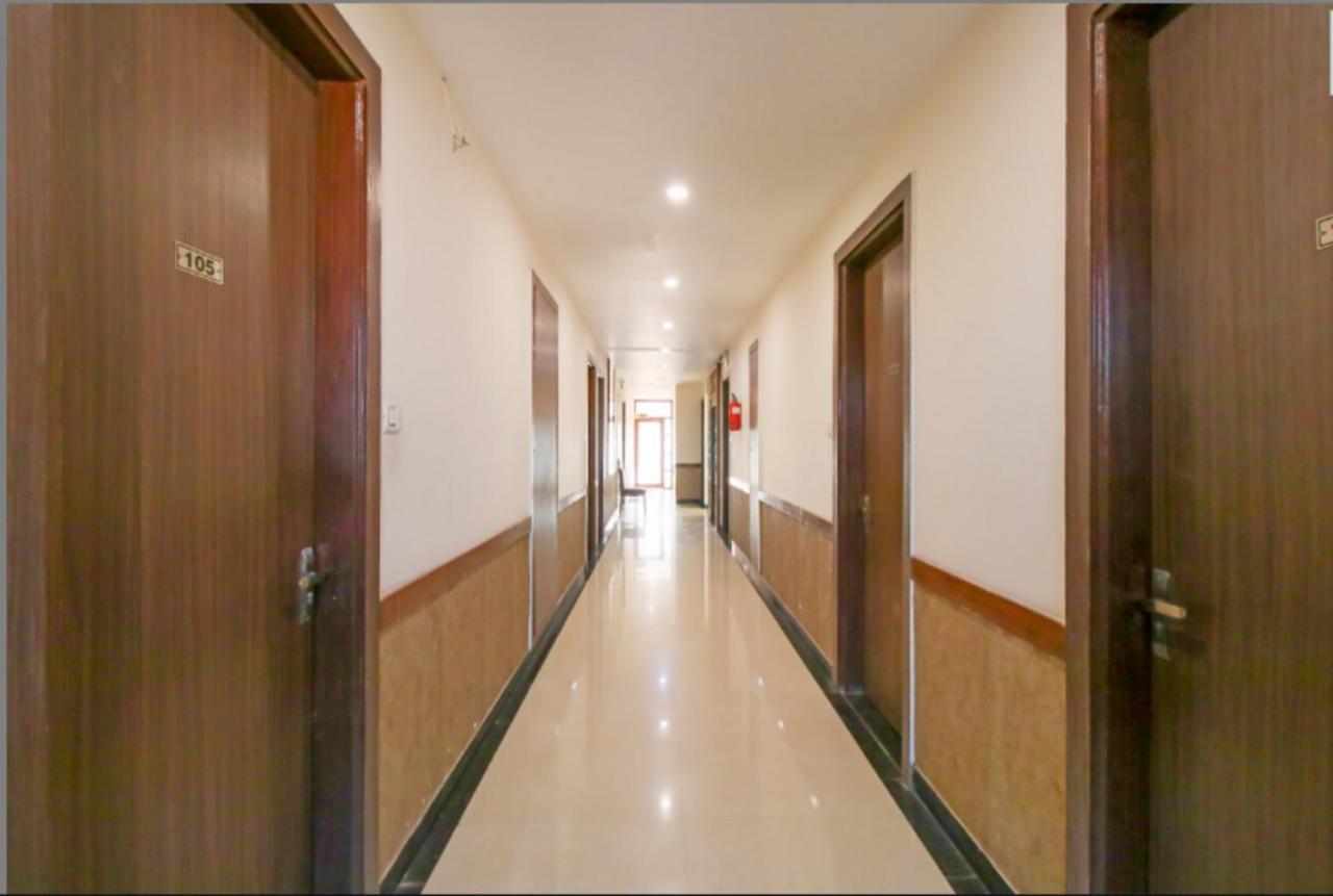 Hotel Badrika Inn Rewa ภายนอก รูปภาพ